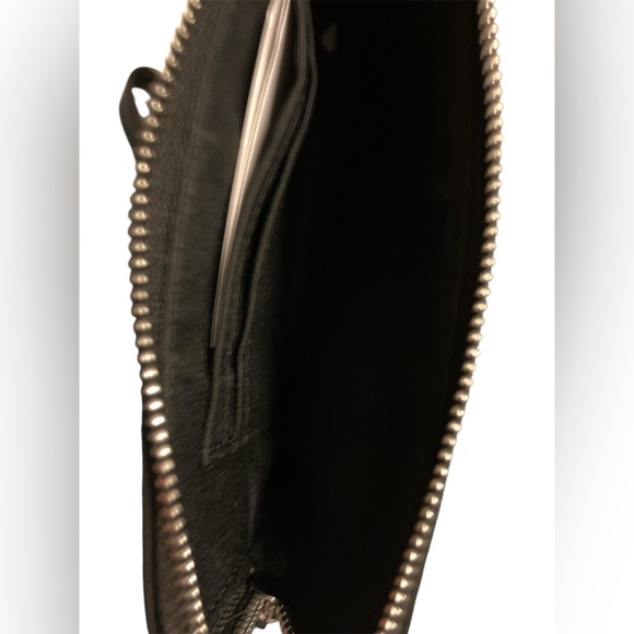 COACH wristlet NWT - Picture 3 of 4